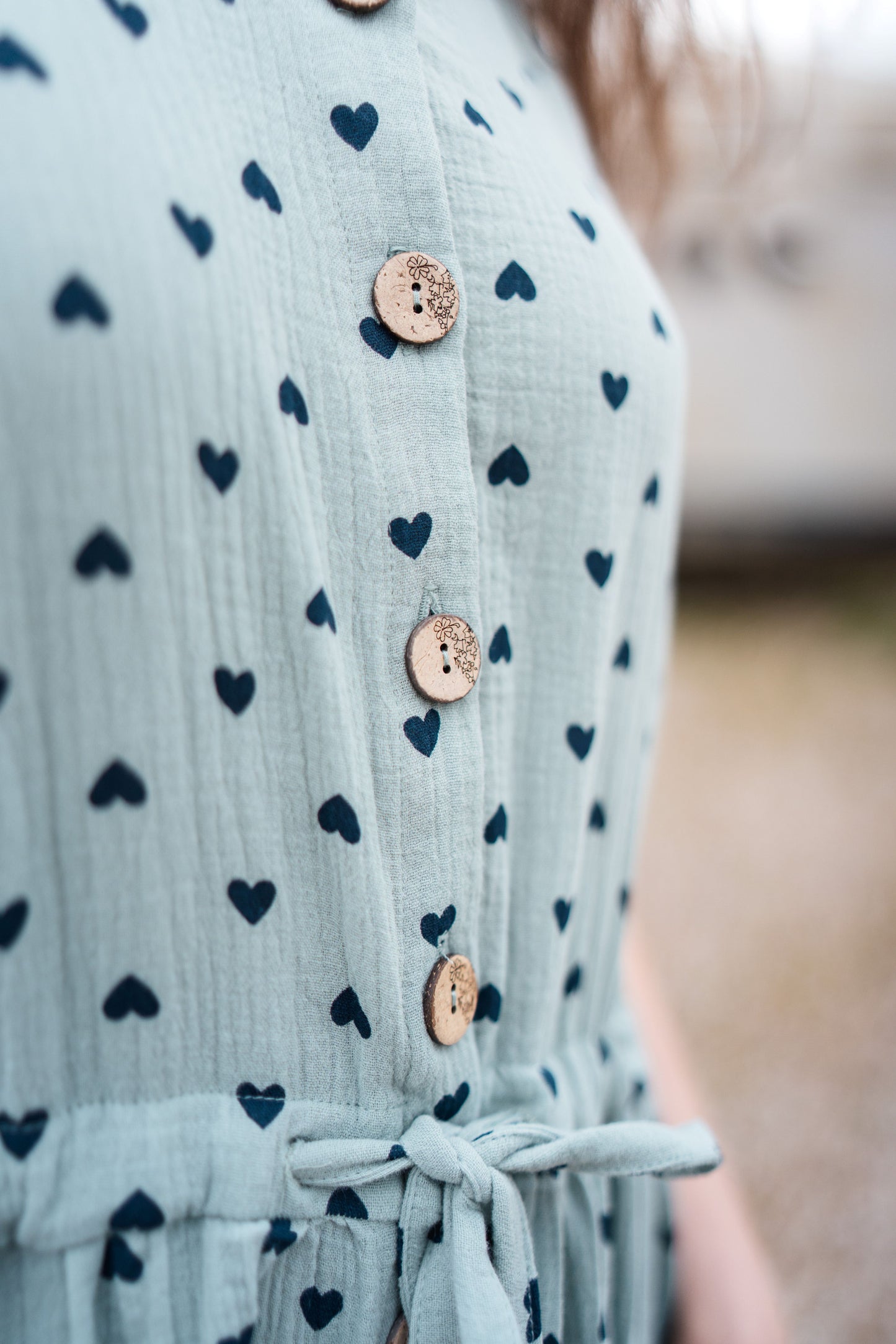 Summer Loose - green/black hearts