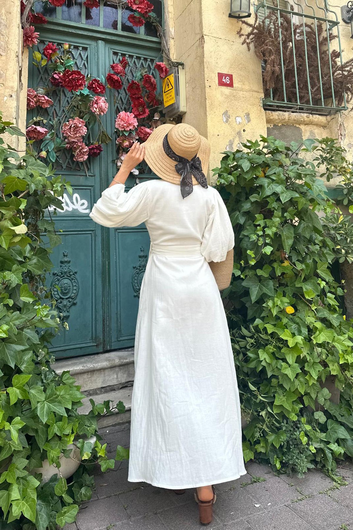 Stile abito in mussola con cintura - bianco