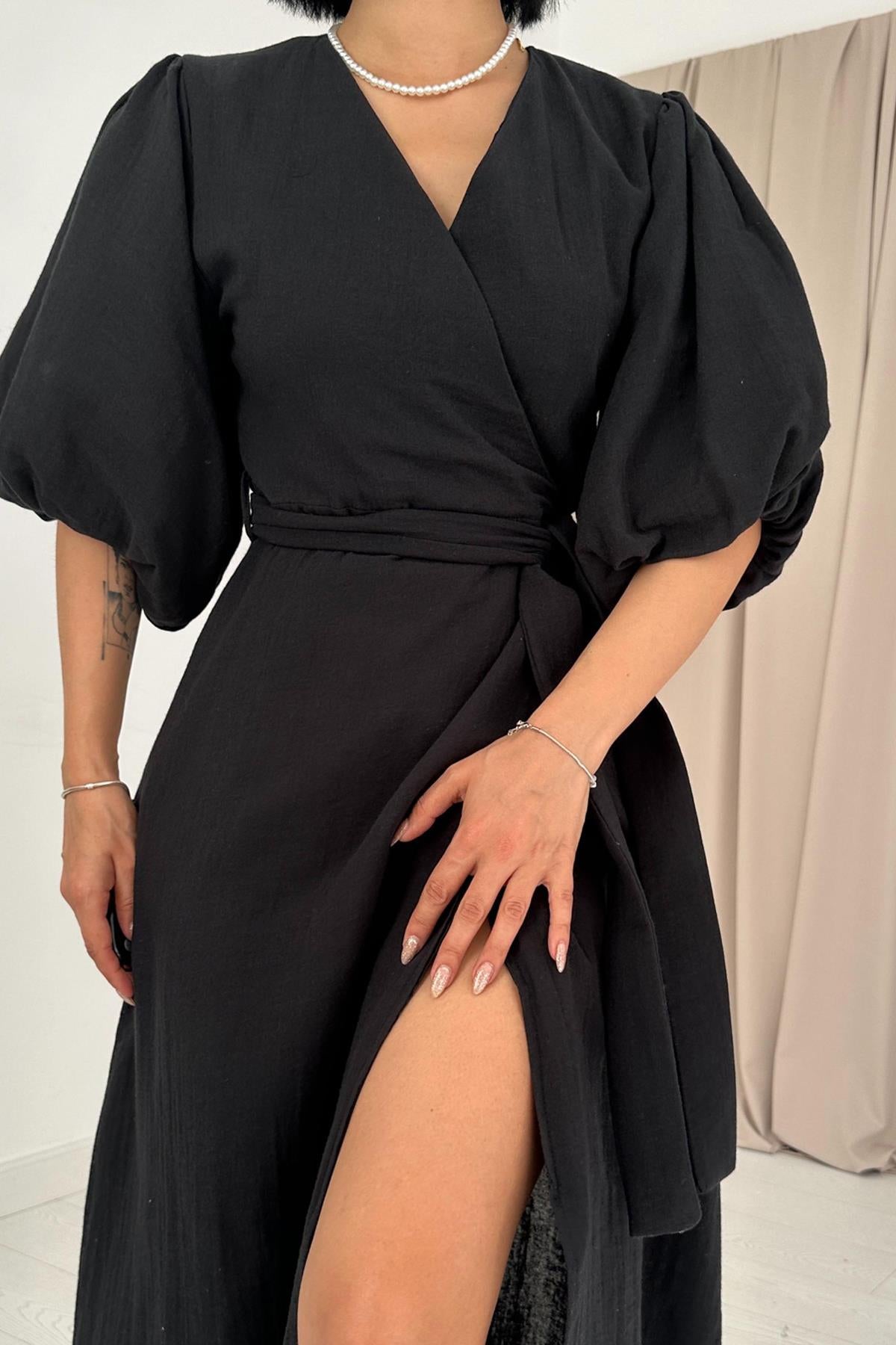 Stile abito in mussola con cintura - nero