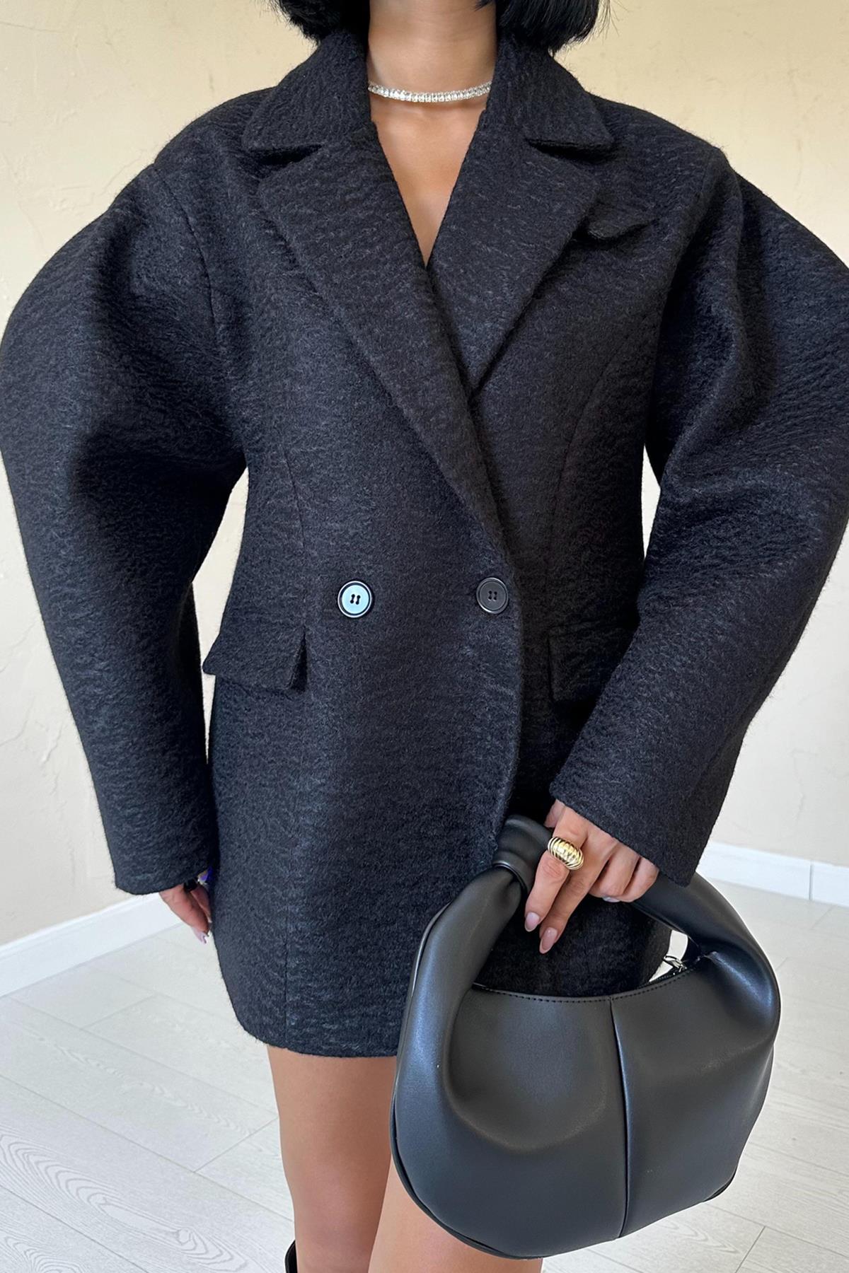 Two Buttoned Coat - black