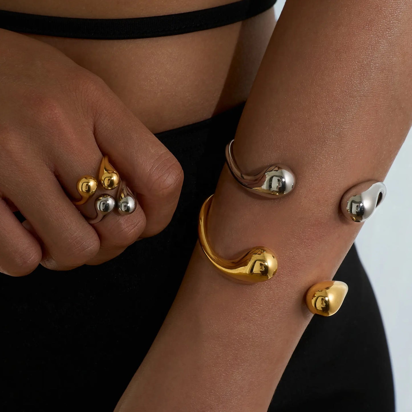 Narukvica Luxe Vintage Drop - silver