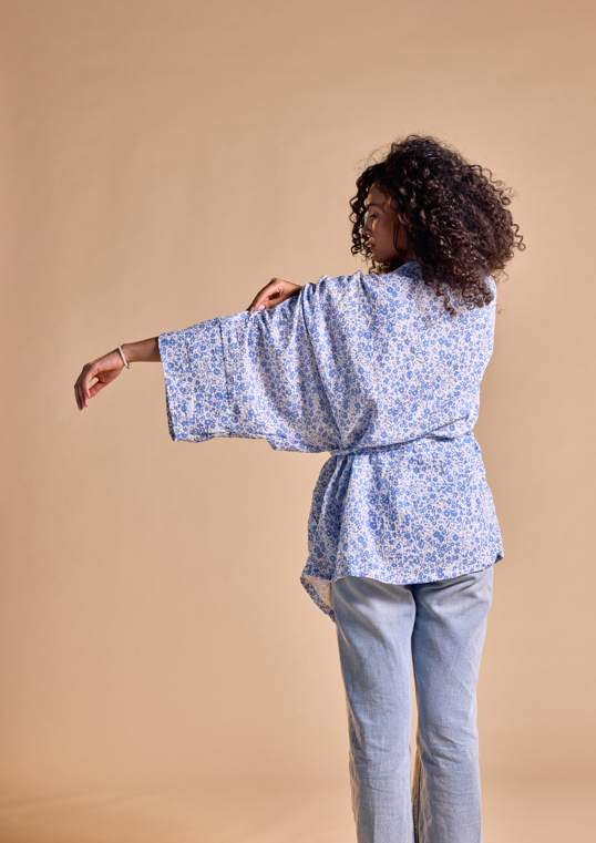 Cardigan autunnale - Fiori blu