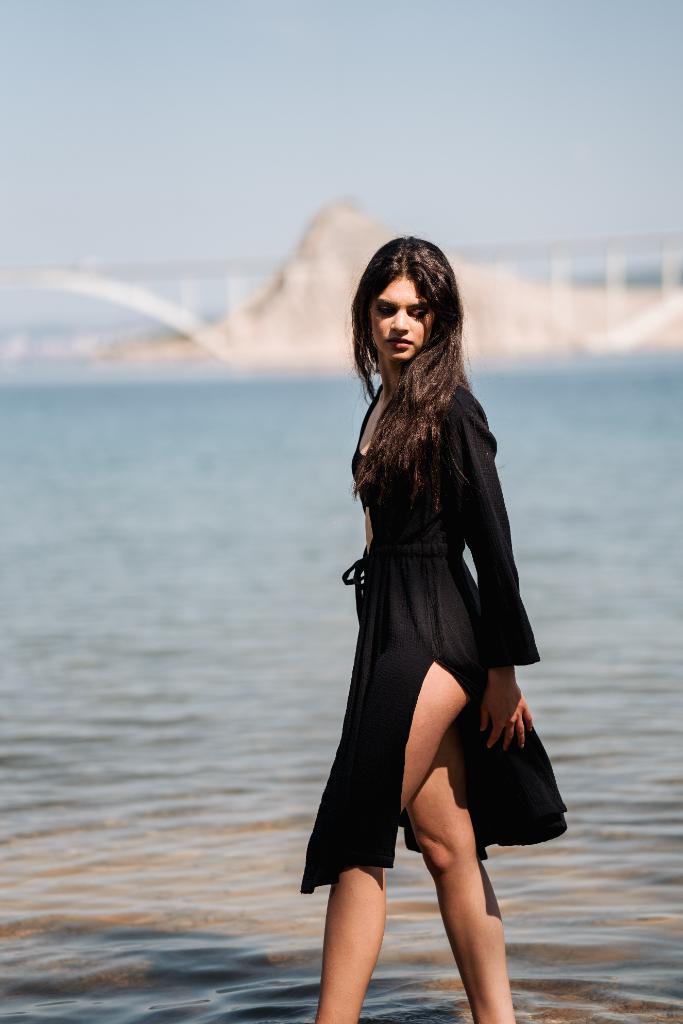 hawe Beach pareo/kaftan black