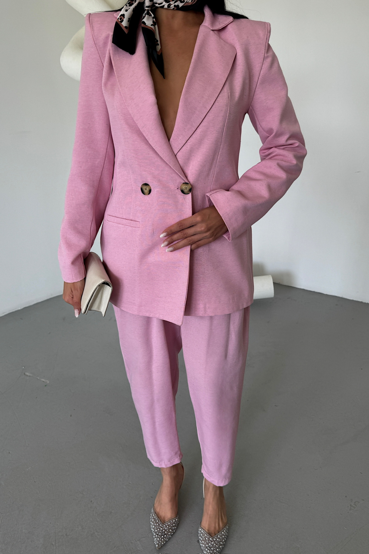 Maxi Shimmering Fabric Double Leg Suit - Ecru