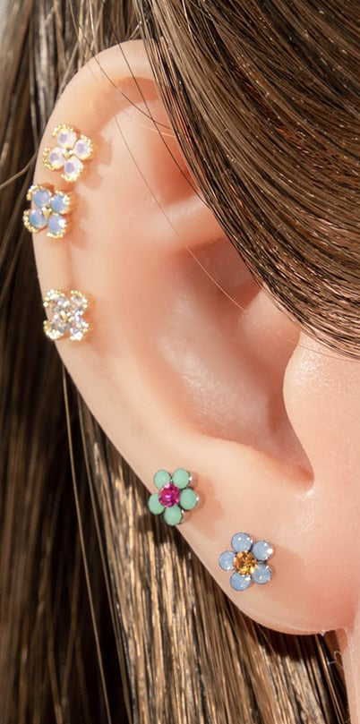 Piercing Flower Four Petals