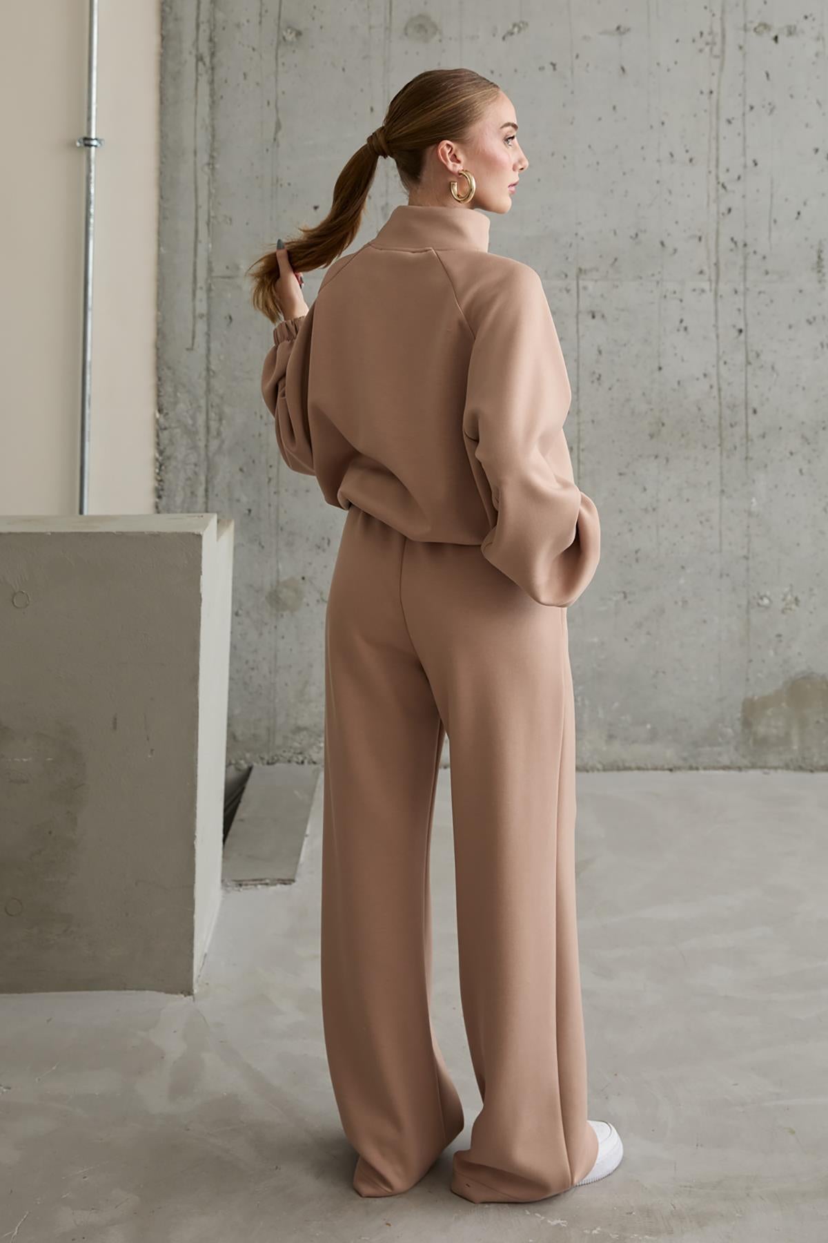 Stand Collar Tracksuit - Beige