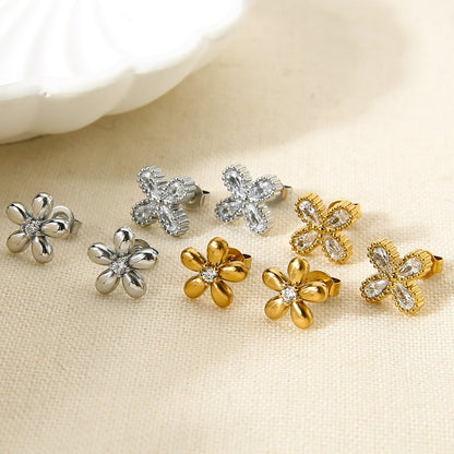 Stud Elegant flower - gold