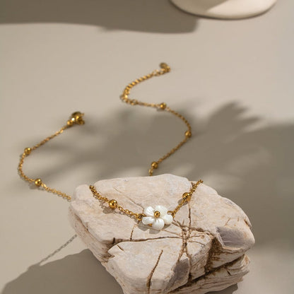 Lančić Luxe White Flower